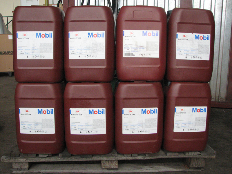 гидравлическое масло Mobil DTE OIL 15M (канистры по 20 л) гидравлическое масло Mobil DTE OIL 15M (канистры по 20 л)